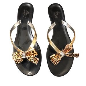 Nomad brand black&gold sandals